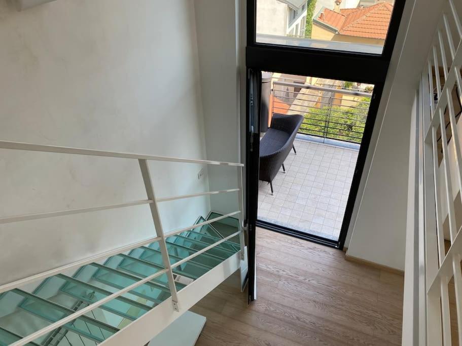 Appartement Penthouse Luce Near Metro-bus-tram